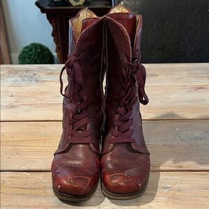 Women's Maroon Lace-Up Boots